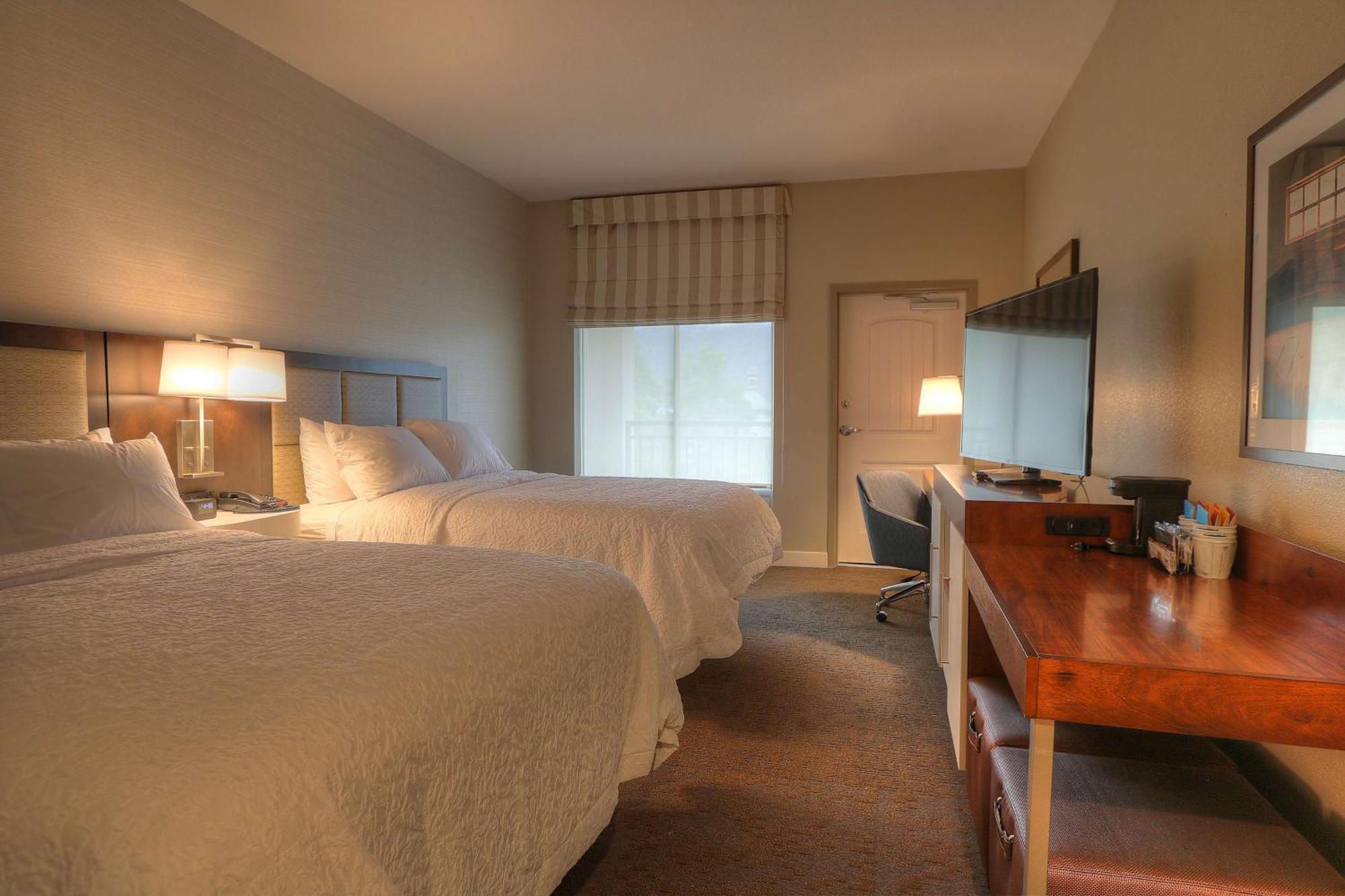 Hampton Inn Gatlinburg Historic Nature Trail, Tn Екстериор снимка